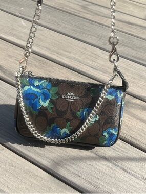 Coach; Signature Nolita 19; Brown/Blue Floral; Mini Bag; Accessory Silver Chain
